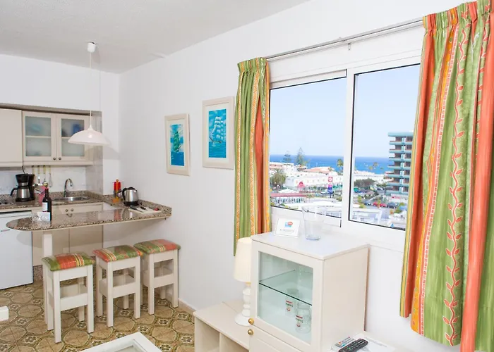 Ξενοδοχείο με διαμερίσματα Maritim Playa 3*